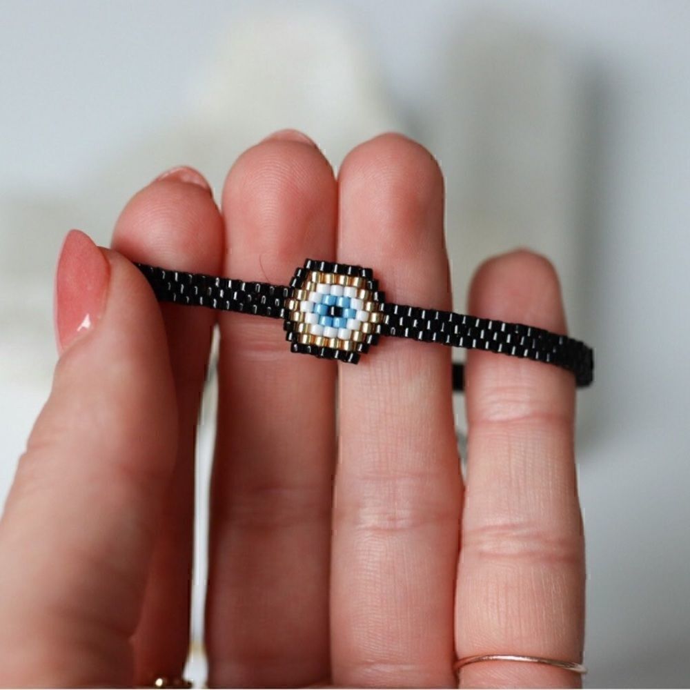 Black Miyuki Beaded Eye Adjustable Bracelet Jewelry New in Box